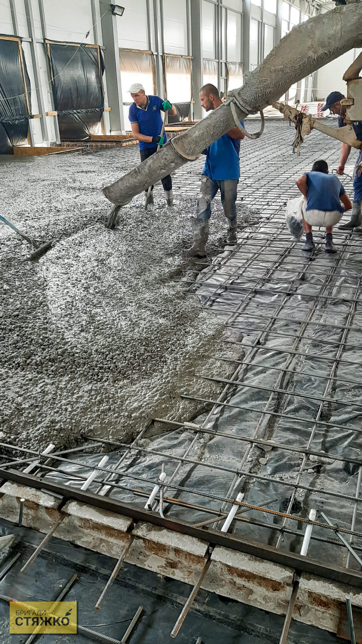 Армування бетонні підлоги стяжко